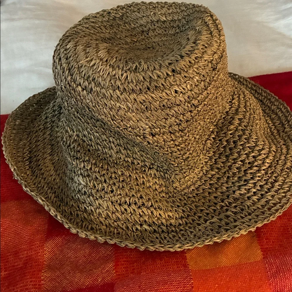 Woven Straw Sun Hat in Natural Tan